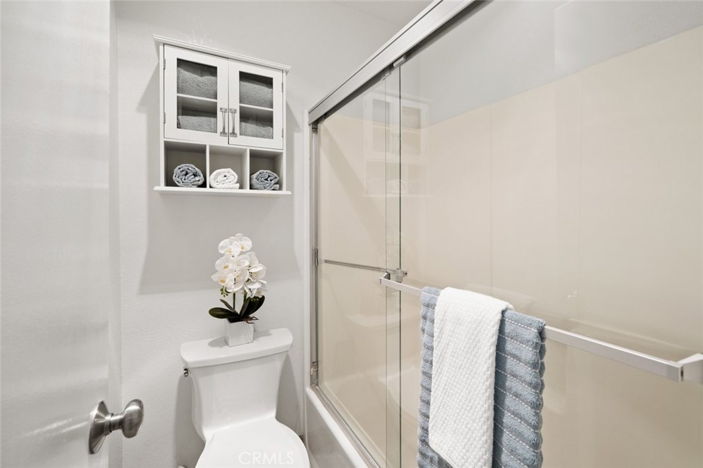 120 Montecito Avenue 4