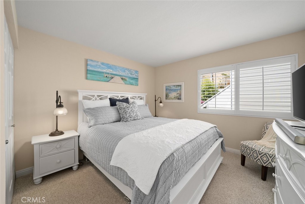 120 Montecito Avenue 4