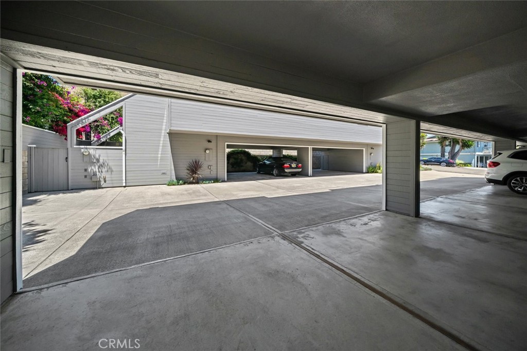 120 Montecito Avenue 4