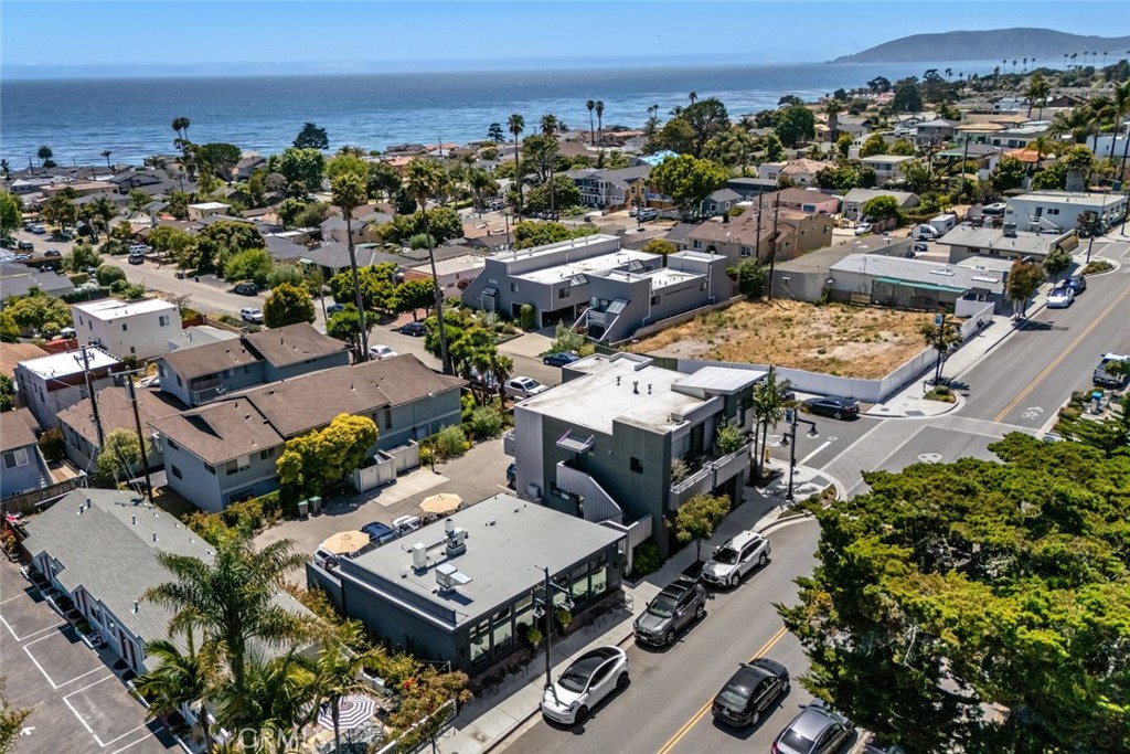 120 Montecito Avenue 4