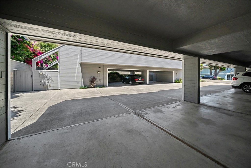 120 Montecito Avenue 4