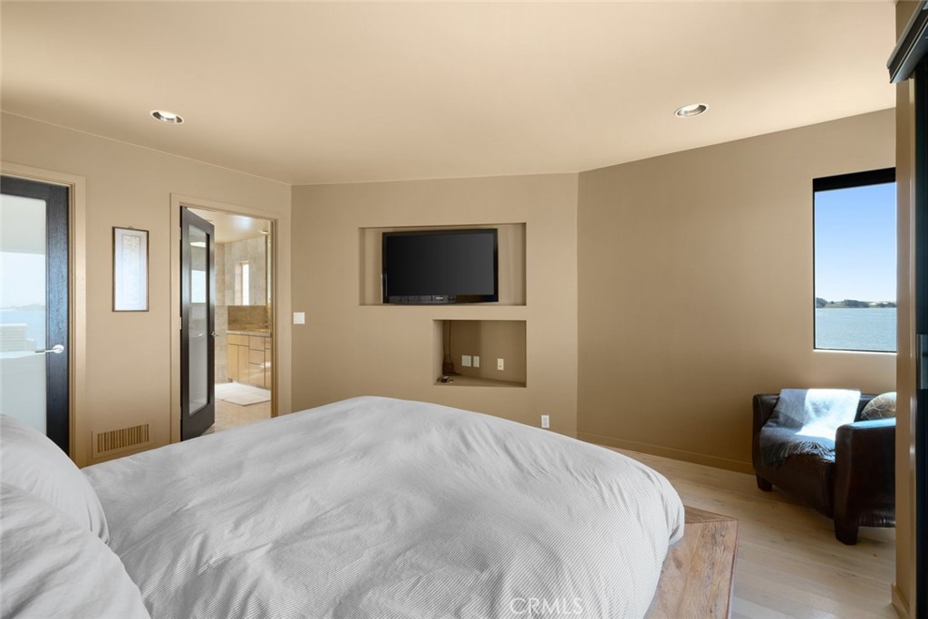 1179 Pasadena Drive
