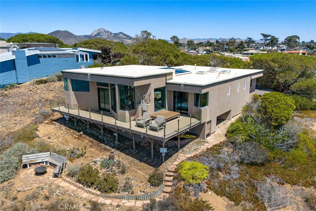 1179 Pasadena Drive