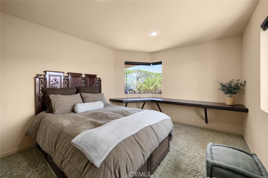 1179 Pasadena Drive