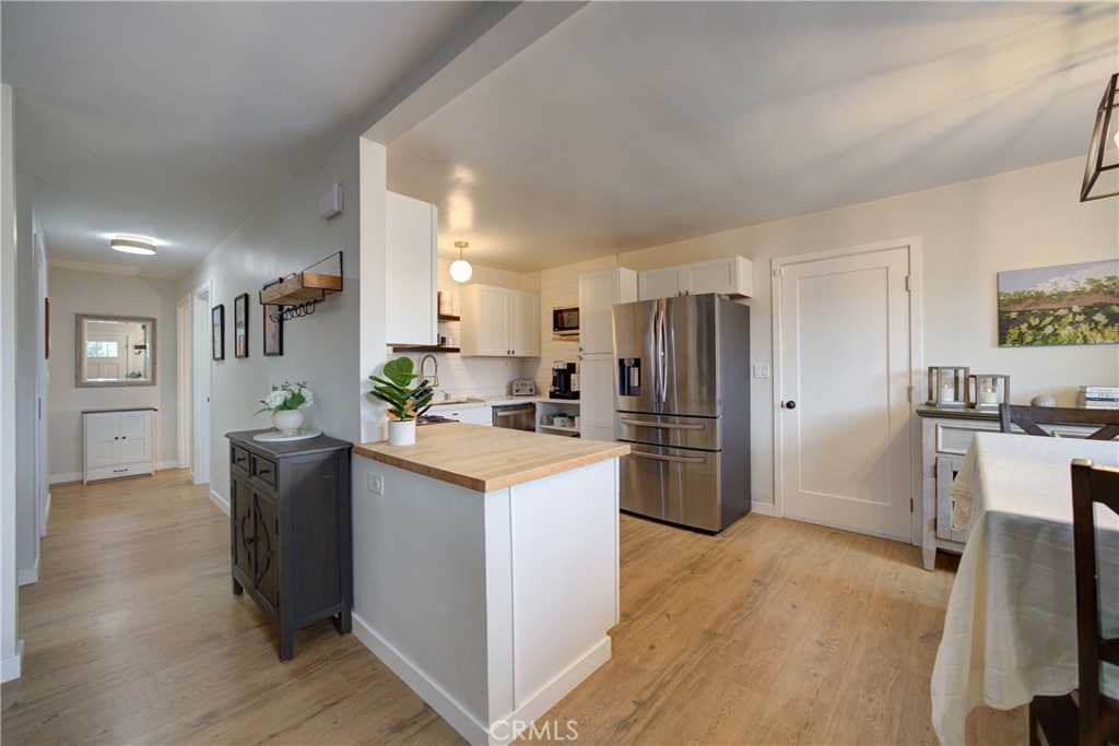 1559 Seabright Avenue