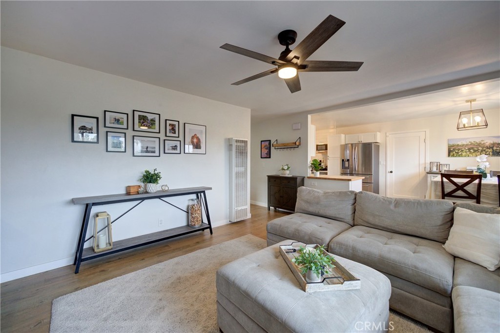 1559 Seabright Avenue