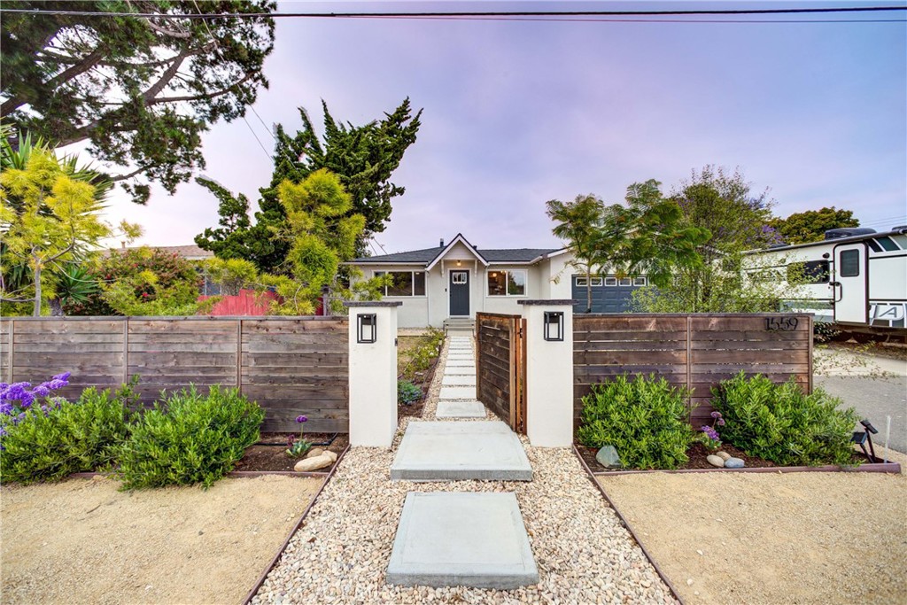 1559 Seabright Avenue