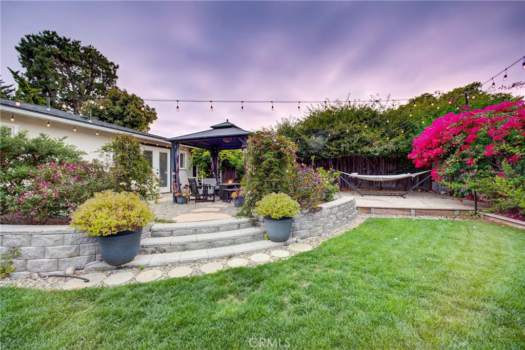 1559 Seabright Avenue