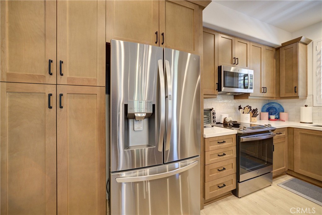 1408 Bantam Court 2