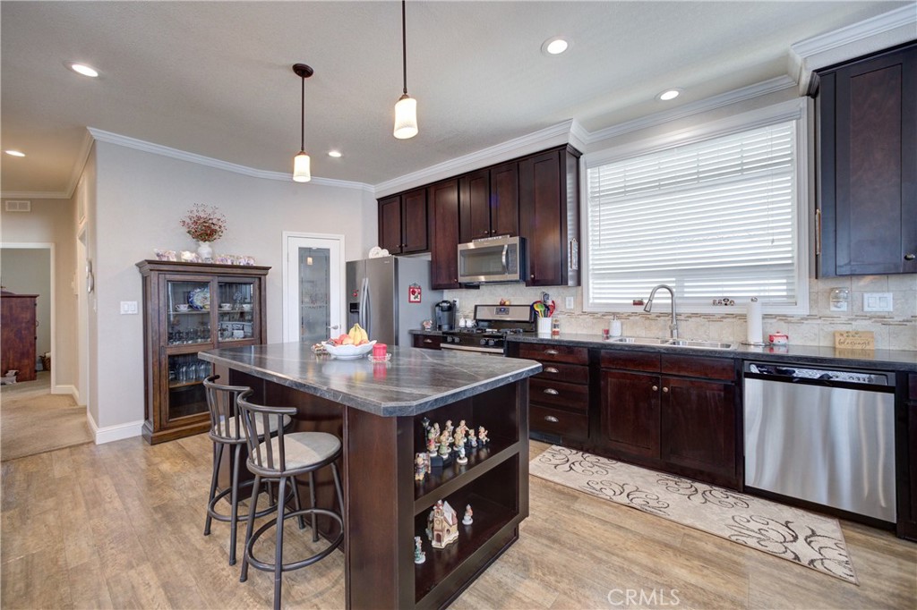 201 Five Cities Drive 66