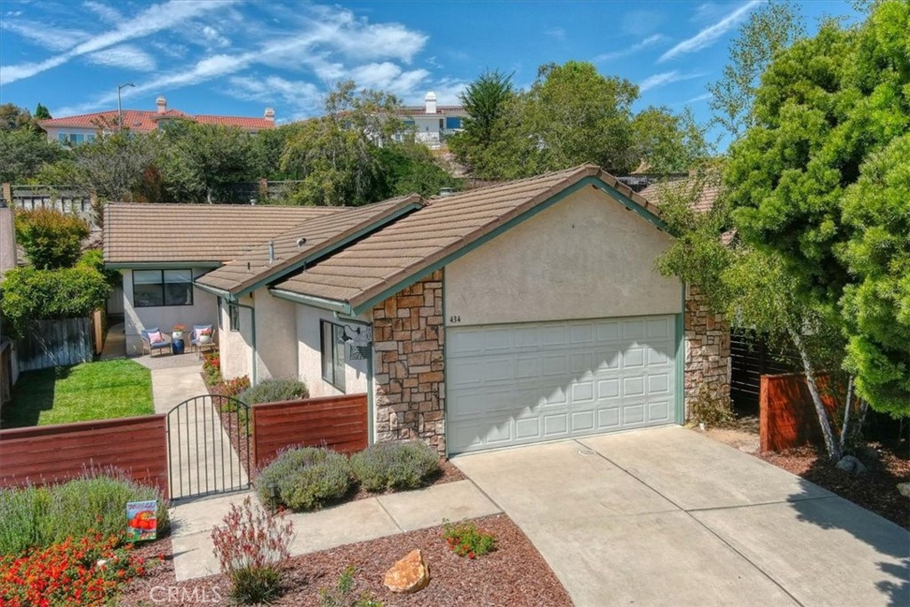 434 Spanish Moss Lane