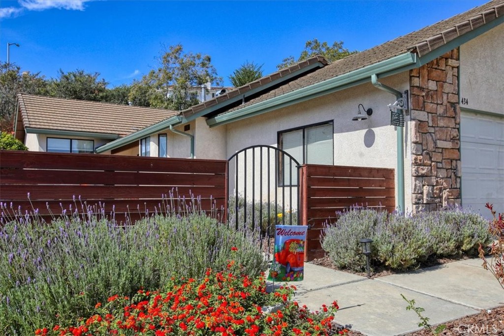 434 Spanish Moss Lane