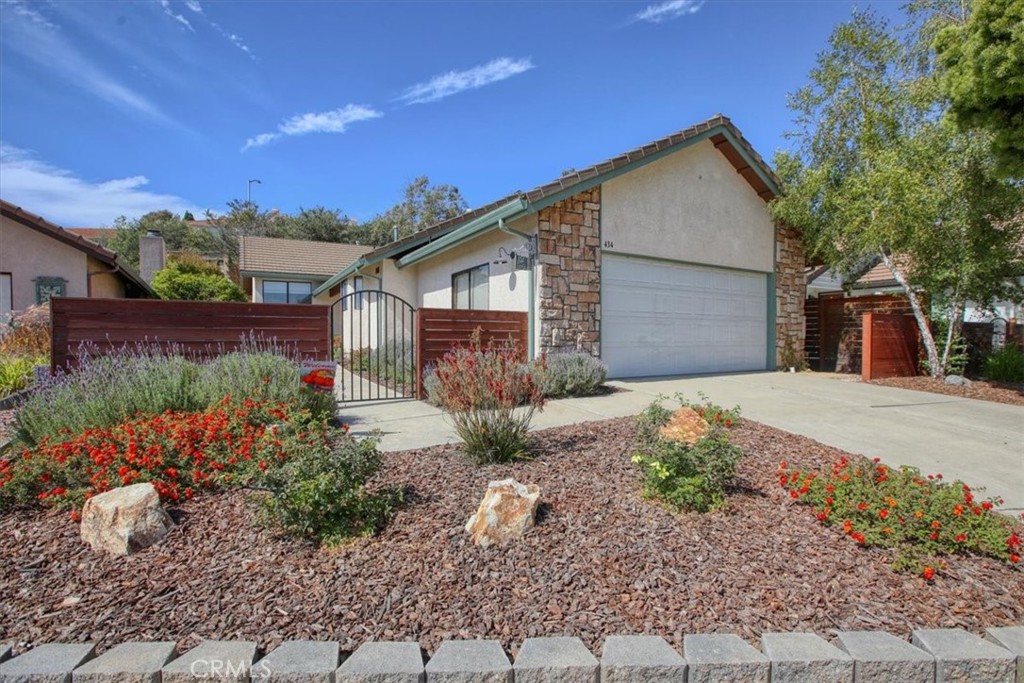 434 Spanish Moss Lane