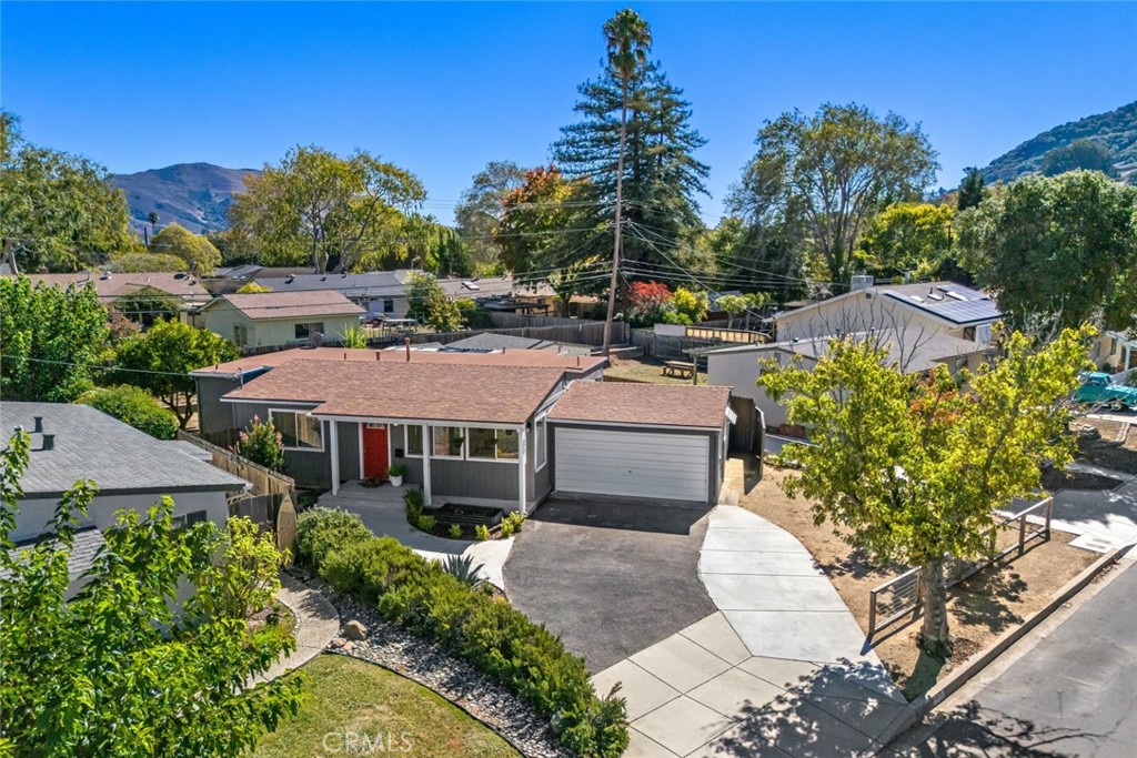 321 Jeffrey Drive