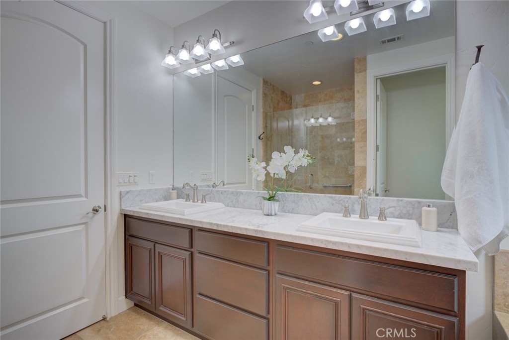 961 Jacqueline Place