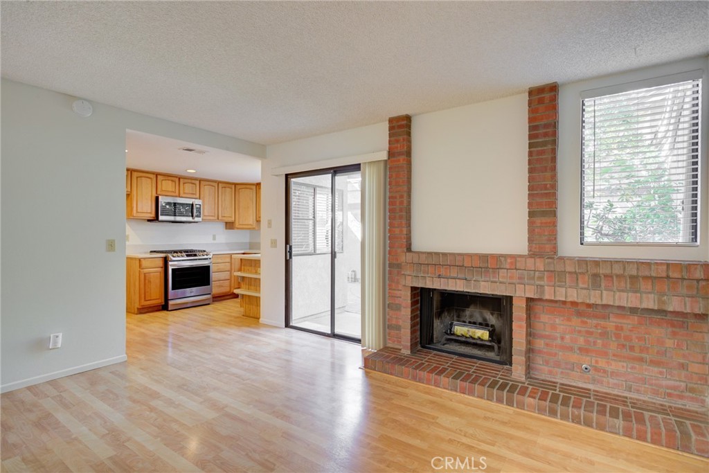 1220 Cobblestone Lane