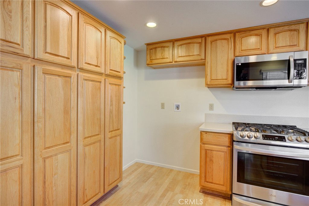 1220 Cobblestone Lane