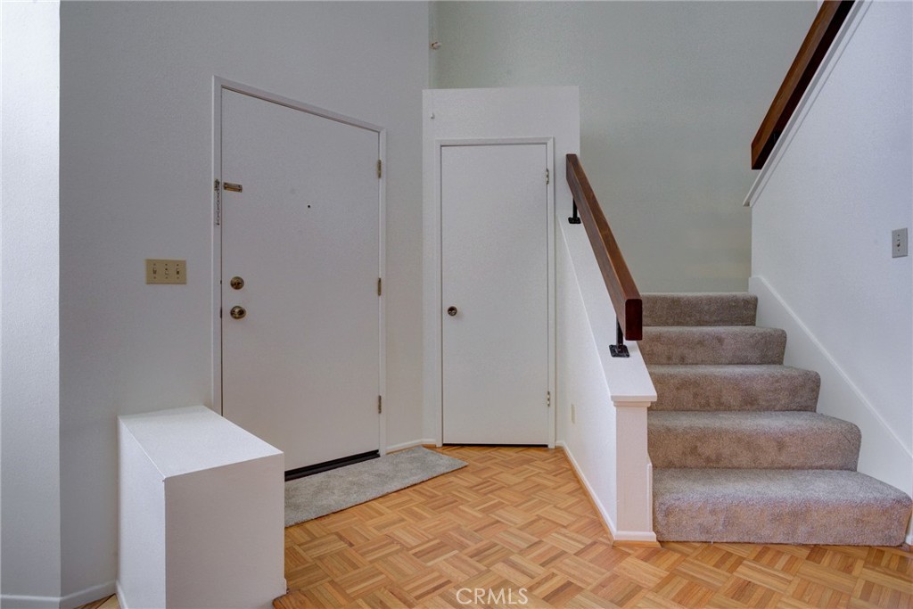 1220 Cobblestone Lane