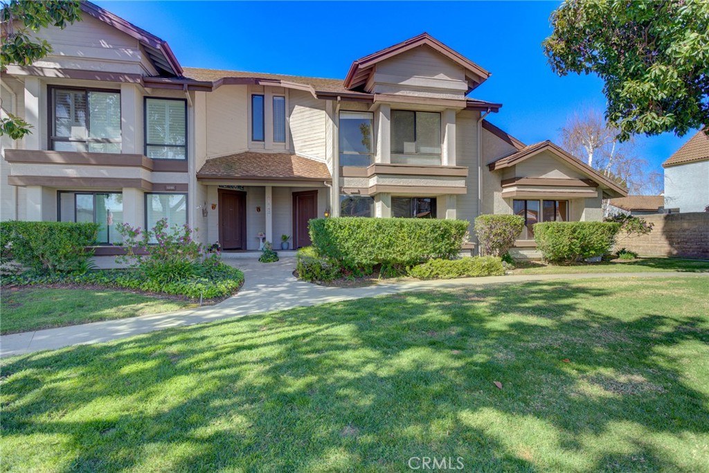 1220 Cobblestone Lane