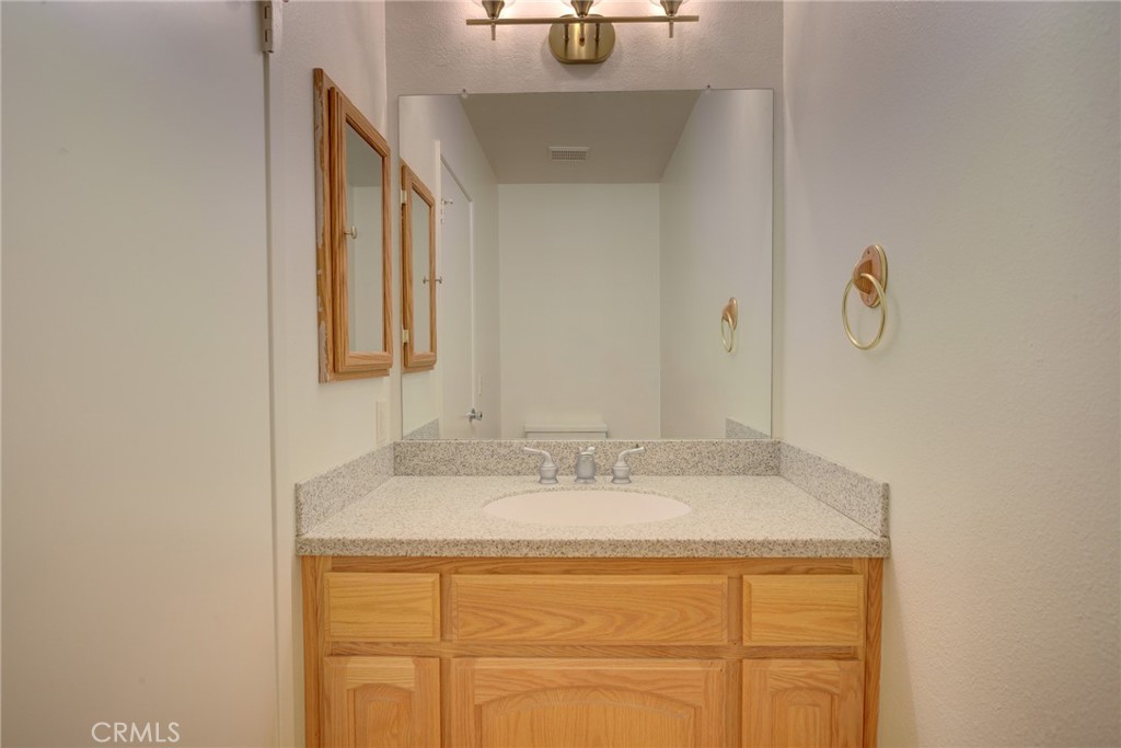 1220 Cobblestone Lane