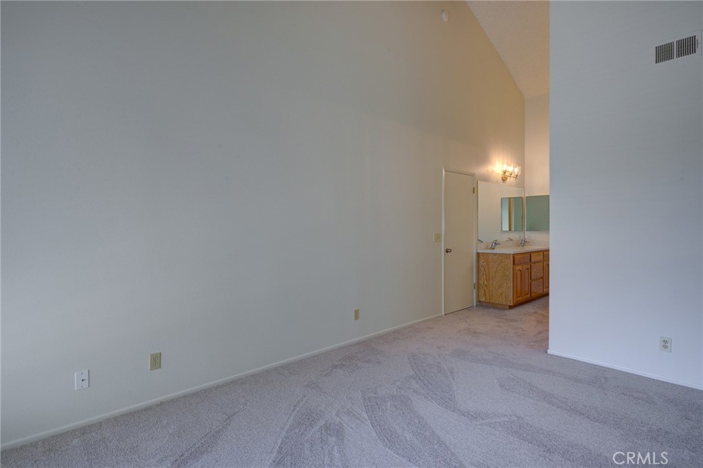 1220 Cobblestone Lane