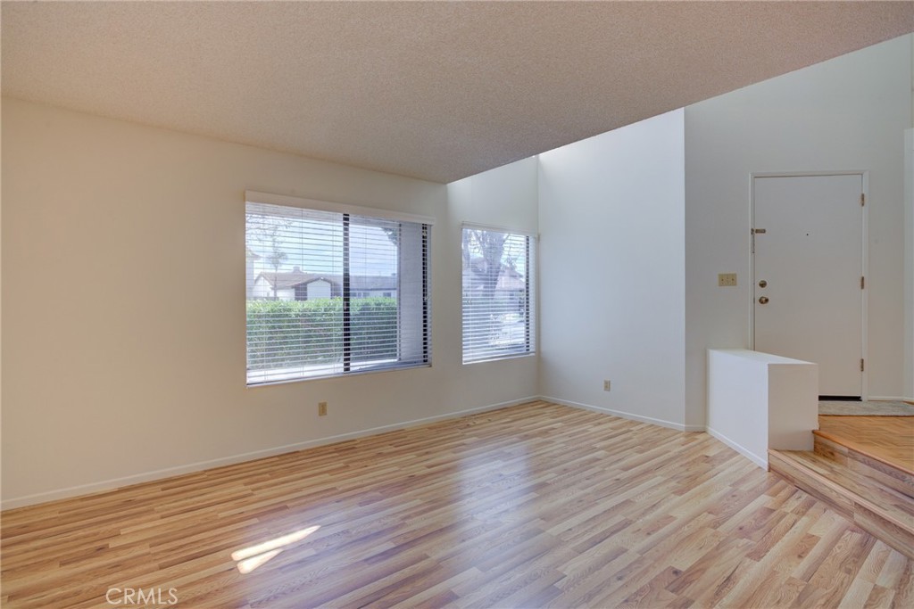 1220 Cobblestone Lane