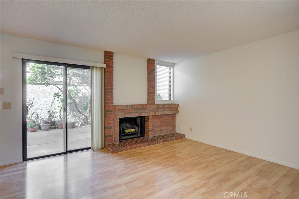 1220 Cobblestone Lane