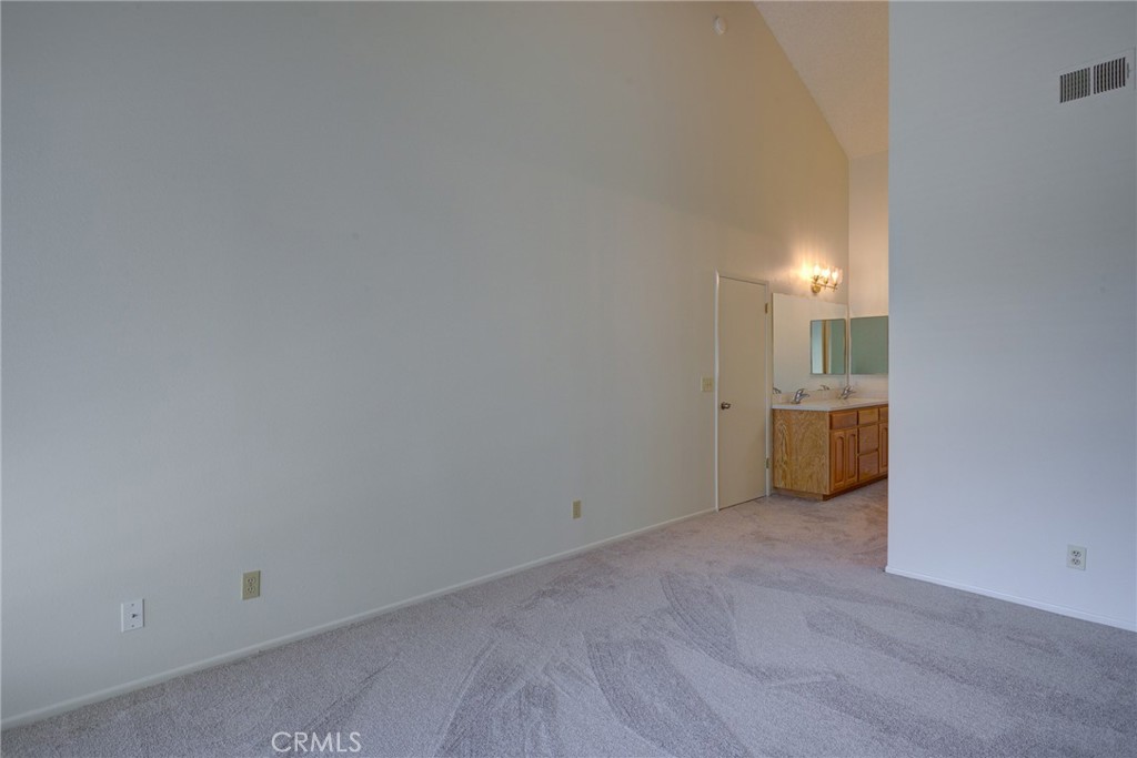 1220 Cobblestone Lane