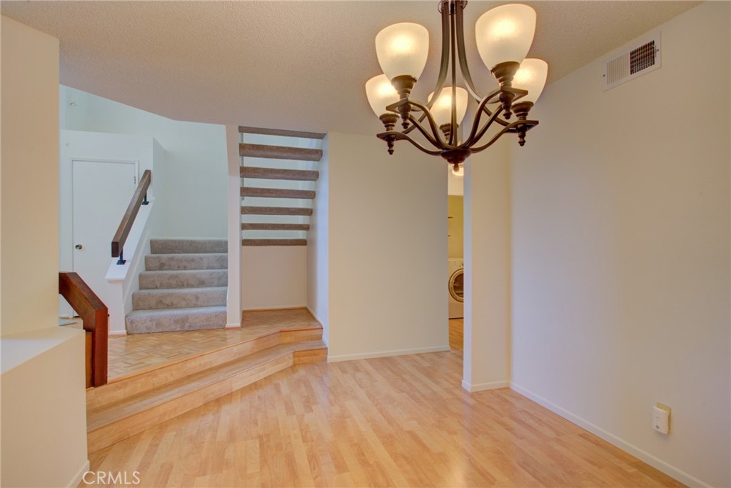 1220 Cobblestone Lane