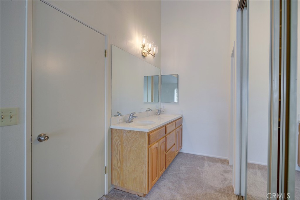 1220 Cobblestone Lane