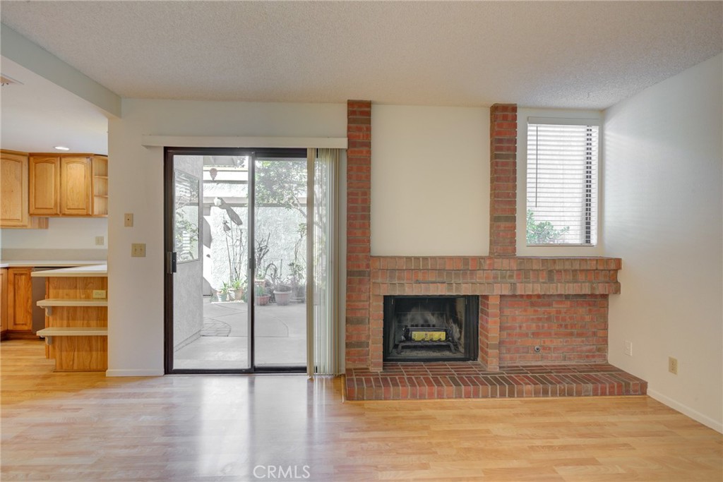 1220 Cobblestone Lane