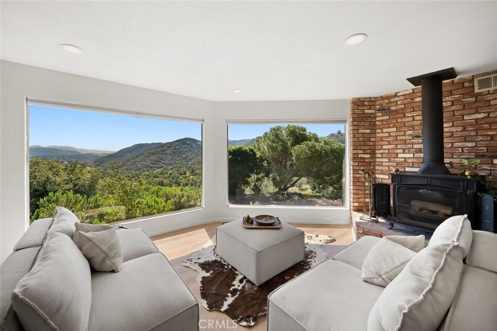 9954 Wildflower Road