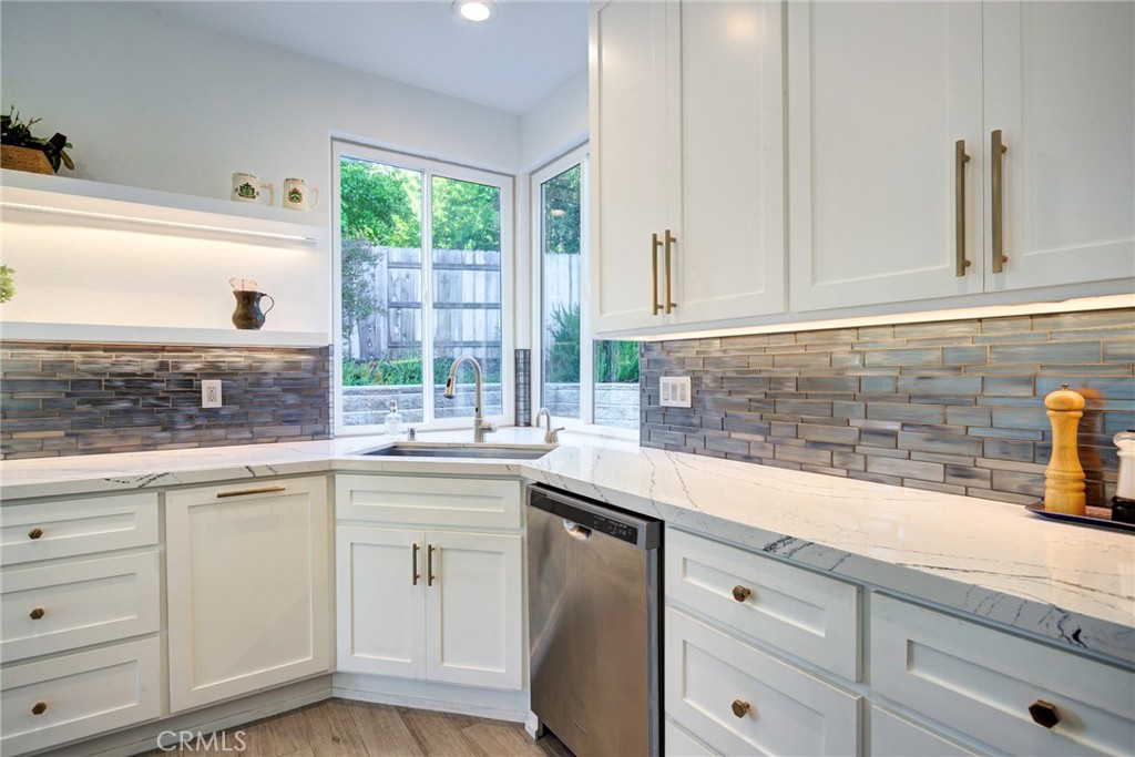 637 Rosemary Court