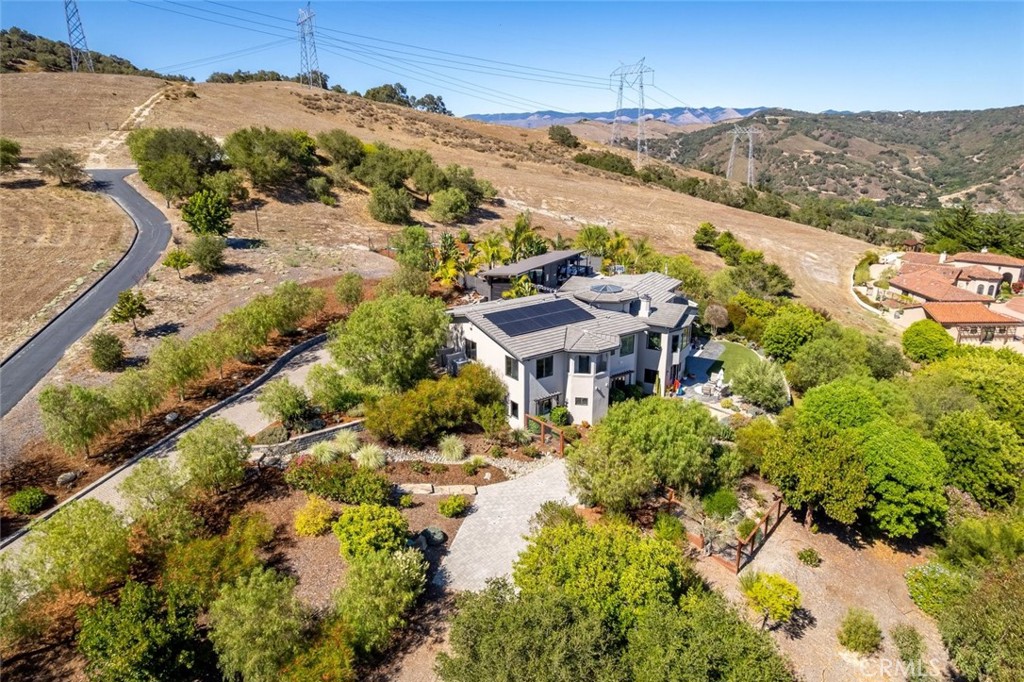 850 Bassi Dr.