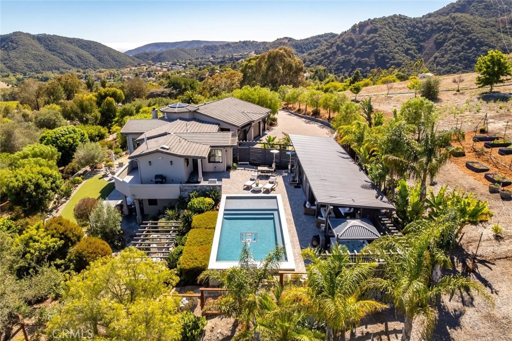 850 Bassi Dr.