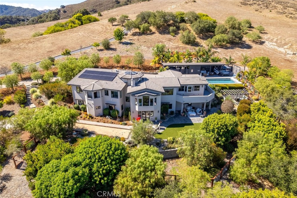 850 Bassi Dr.
