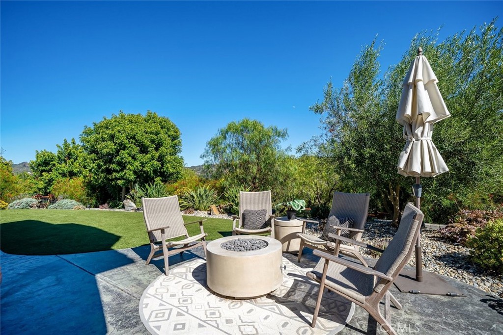 850 Bassi Dr.