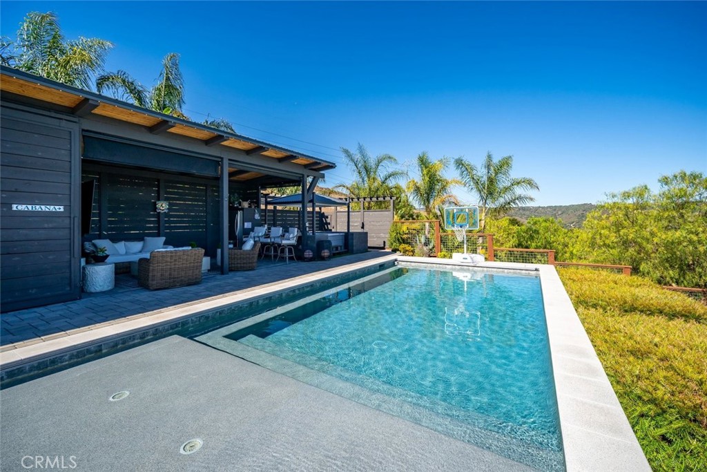 850 Bassi Dr.