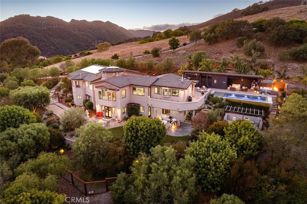 850 Bassi Dr.