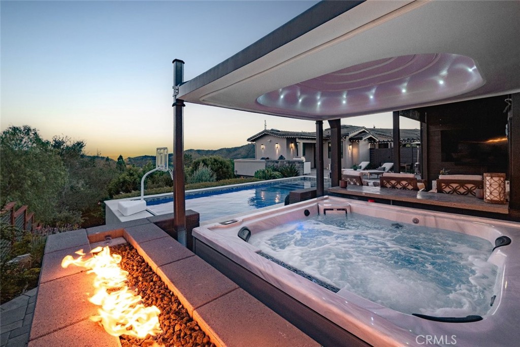850 Bassi Dr.