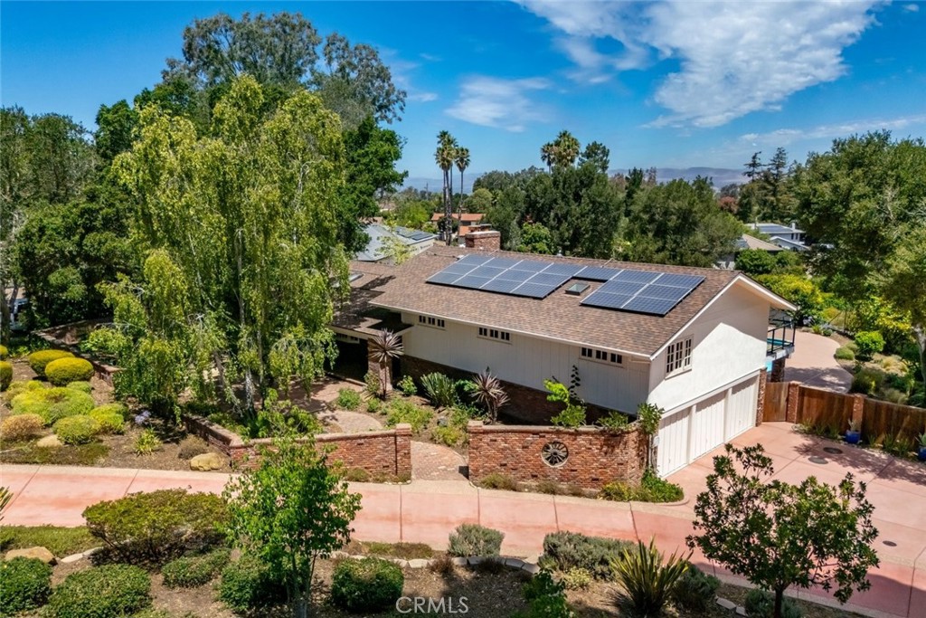 2355 Lake Marie Drive