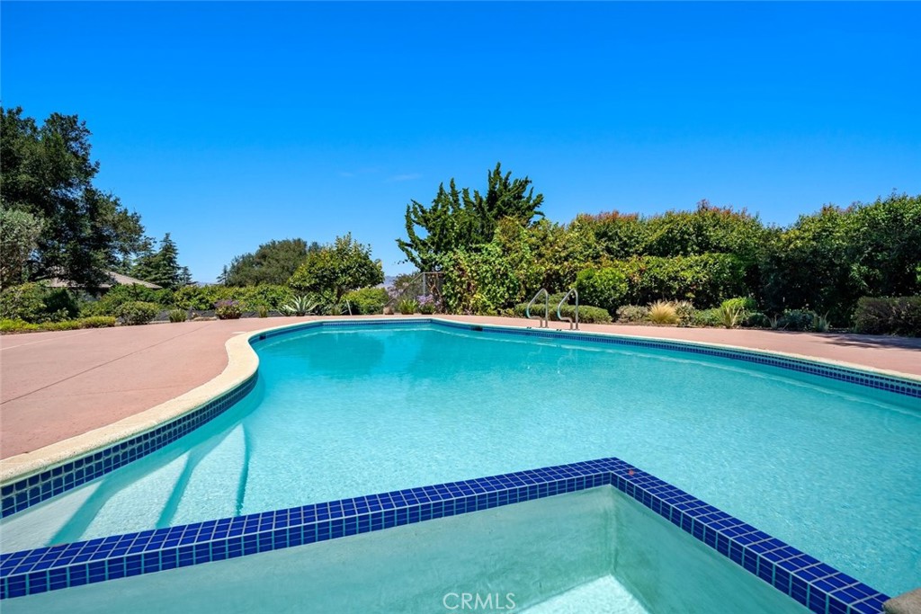 2355 Lake Marie Drive