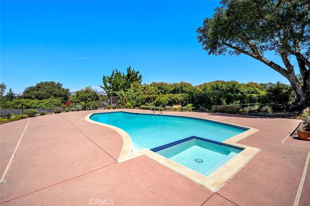 2355 Lake Marie Drive