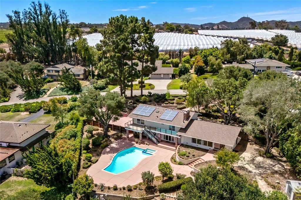 2355 Lake Marie Drive