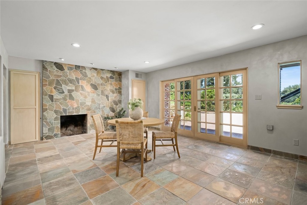 2355 Lake Marie Drive