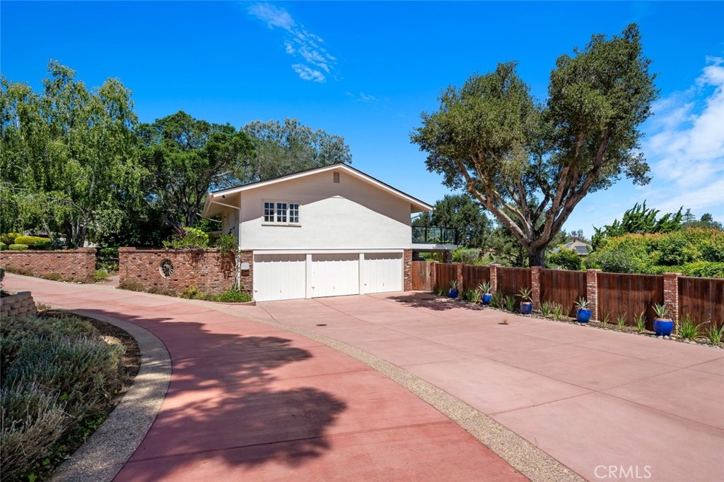 2355 Lake Marie Drive