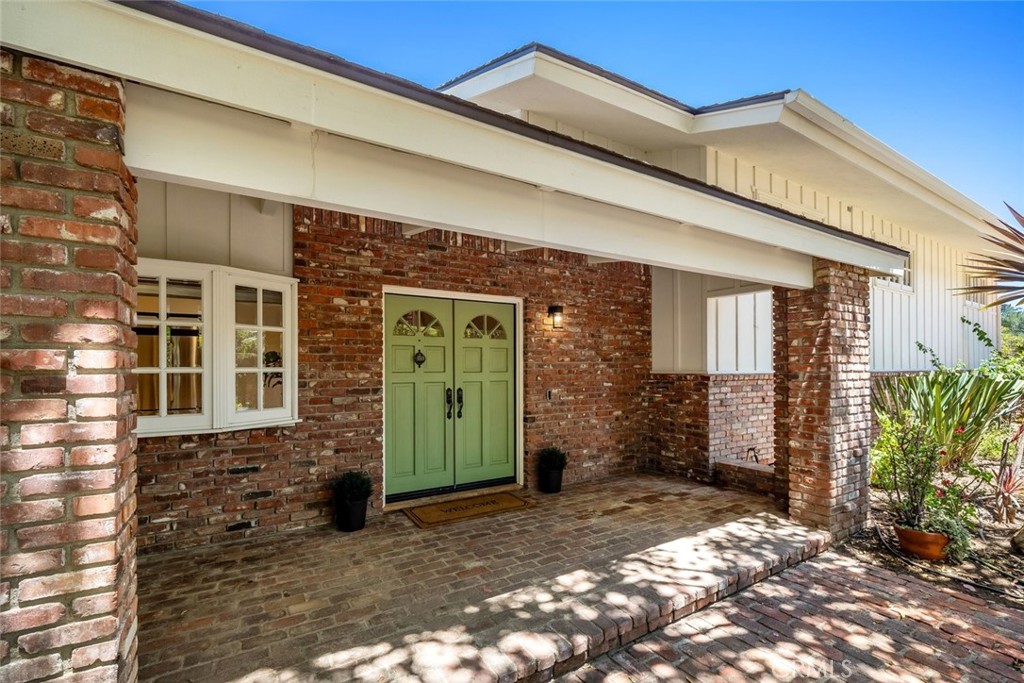 2355 Lake Marie Drive