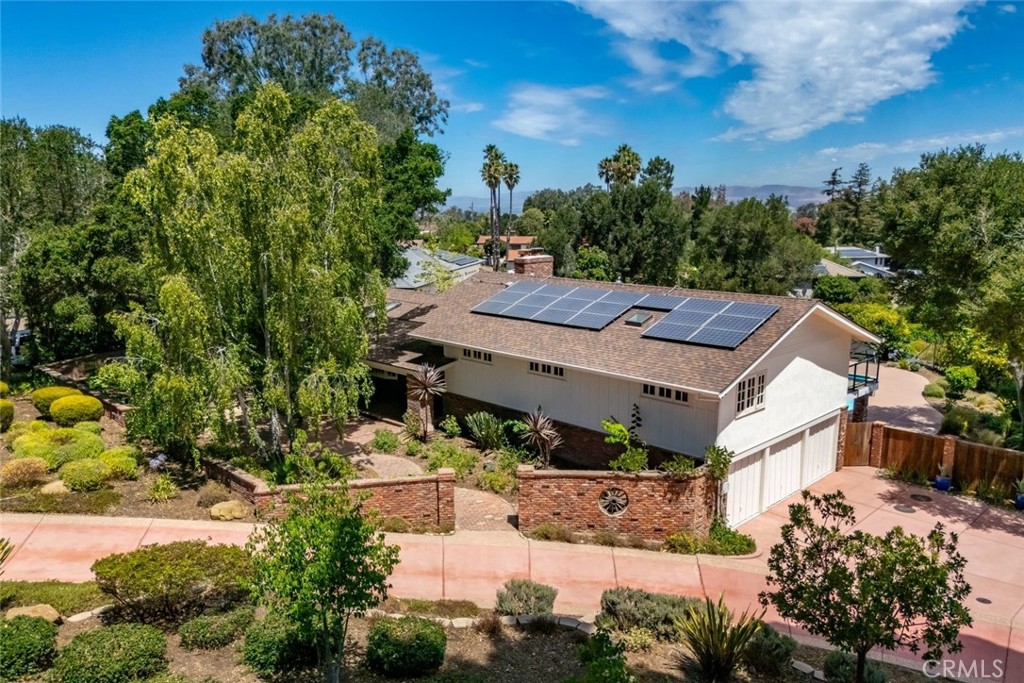 2355 Lake Marie Drive