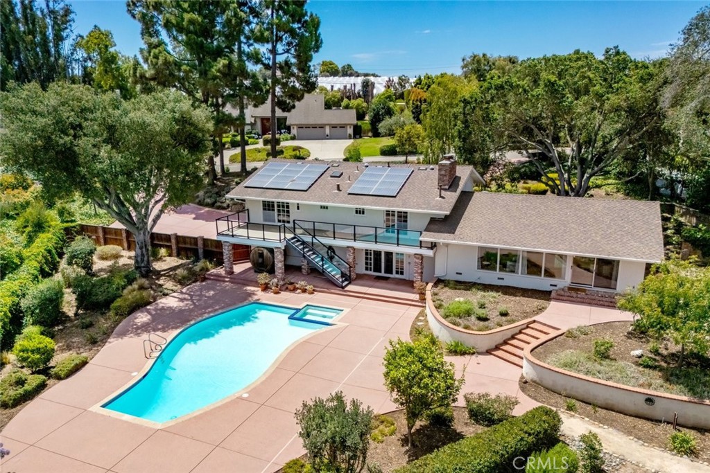 2355 Lake Marie Drive