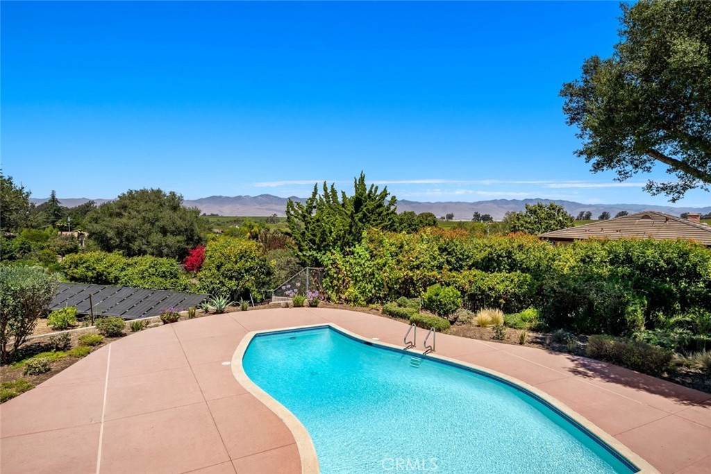 2355 Lake Marie Drive